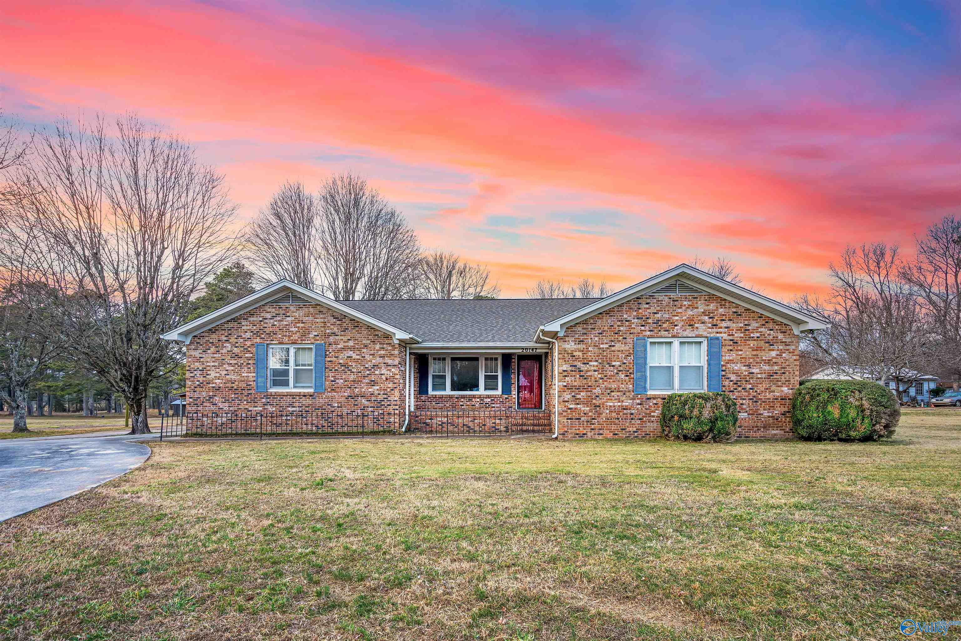 Elkton Rd, Athens, AL 35614