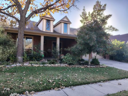 2002 Brianna Ln, Arlington, TX, 76001-8406 | Card Image