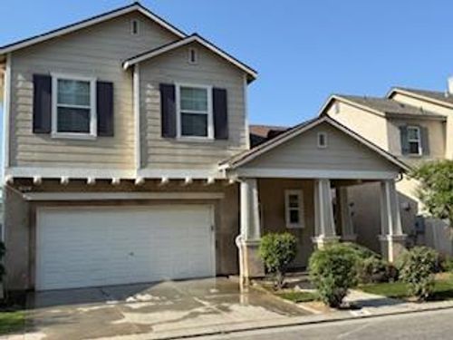 56 W Bohemia, Clovis, CA, 93619 | Card Image