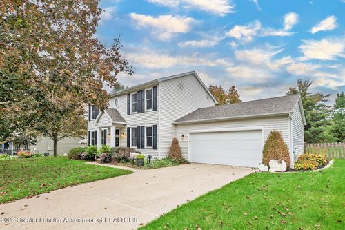 745 Tanbark Dr, Dimondale, MI, 48821-9792 | Card Image