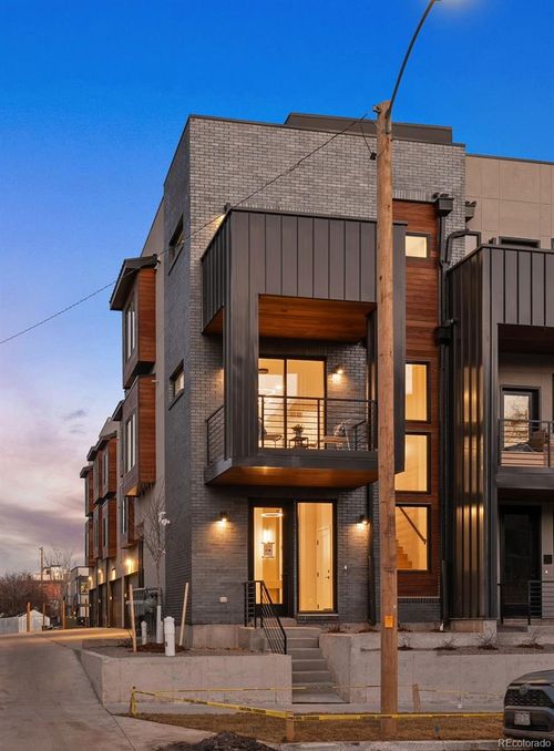 unit-4-2330 Eliot St, Denver, CO, 80211-5268 | Card Image