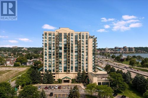 709-65 Ellen St, Barrie, ON, L4N3A5 | Card Image