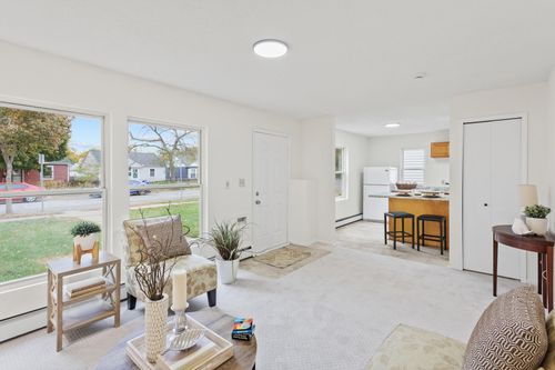 4933 Fremont Ave N, Minneapolis, MN, 55430-3520 | Card Image