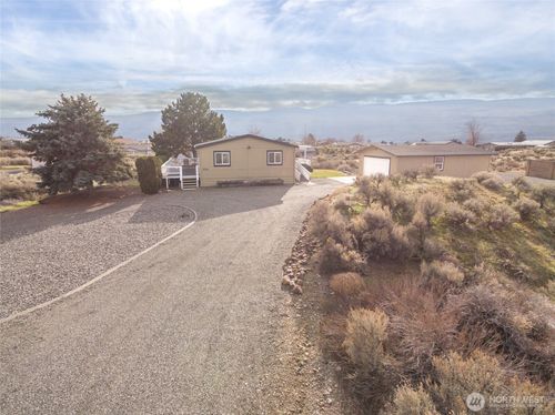 482483-114 Yucca Pl Sw, Mattawa, WA, 99349-1972 | Card Image