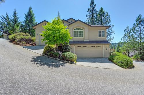 250 Canyon Creek Cir, Colfax, CA, 95713-9257 | Card Image