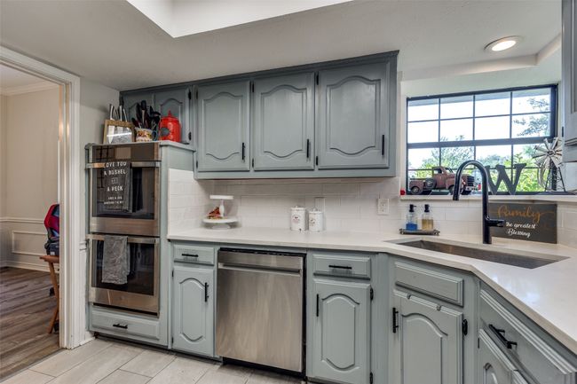 2221 Cliffside Dr, House other with 4 bedrooms, 2 bathrooms and null parking in Plano TX | Image 12