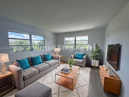 apt-307-12215 W Dixie Hwy, North Miami, FL, 33161-5465 | Card Image