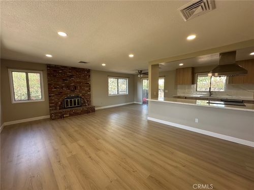 56809 Kismet Rd, Yucca Valley, CA, 92284-4373 | Card Image
