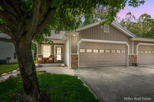bldg-e-610 River Walk St, Hastings, MI, 49058-1183 | Card Image