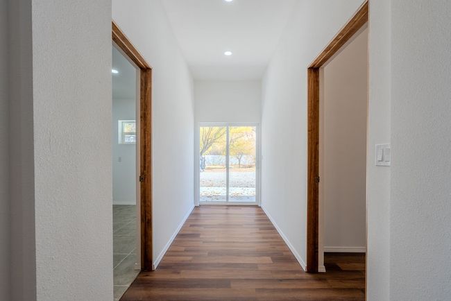 38 Private Drive 1548, House other with 4 bedrooms, 3 bathrooms and 10 parking in Hernandez NM | Image 25