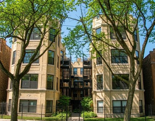 2w-6410 N Hoyne Ave, Chicago, IL, 60645-5668 | Card Image