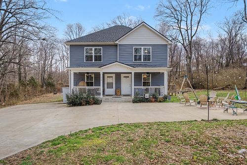 222 Cave St, Clarksville, TN, 37042-6405 | Card Image