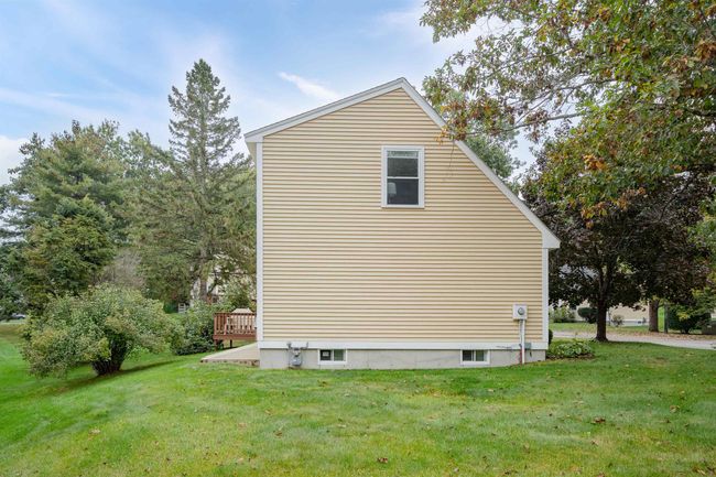 6 Whittaker Cir, Condo with 4 bedrooms, 2 bathrooms and null parking in Concord NH | Image 6