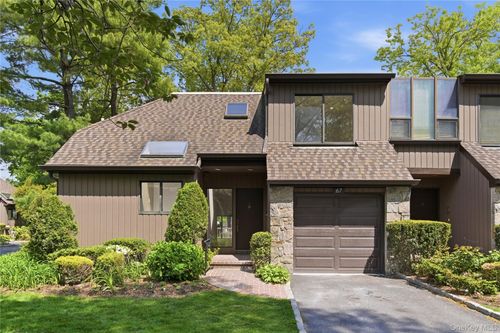 67 Short Way, Roslyn Heights, NY, 11577-1963 | Card Image