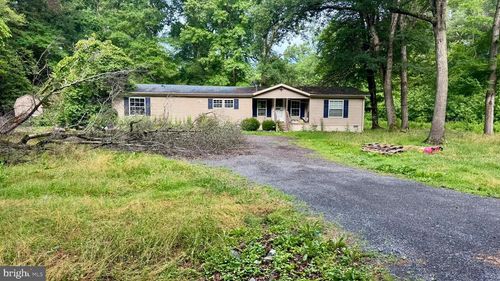 1331 Hollering Hill Rd, CAMDEN WYOMING, DE, 19934-3040 | Card Image