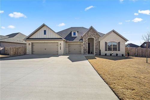 957 Budrio Ave, Tontitown, AR, 72762-4588 | Card Image