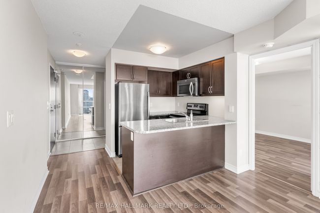 3501 - 19 Grand Trunk Cres, Condo with 1 bedrooms, 1 bathrooms and 1 parking in Toronto ON | Image 9