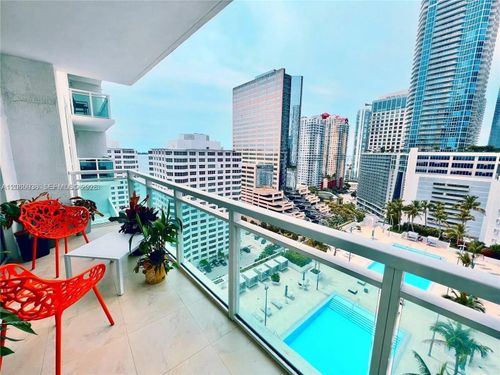 1807-950 Brickell Bay Dr, Miami, FL, 33131-3950 | Card Image
