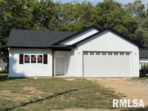 1323 5th Ave, De Witt, IA, 52742-1153 | Card Image