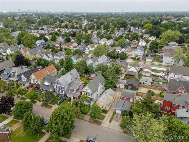 204 Woodside Ave, Home with 6 bedrooms, 2 bathrooms and null parking in Buffalo NY | Image 36