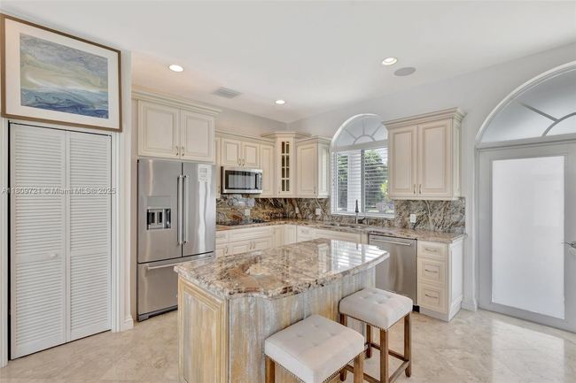 4610 Sw 178 Th Ave, House other with 8 bedrooms, 8 bathrooms and null parking in Southwest Ranches FL | Image 69