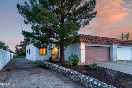 2933 Valle Vis, Las Cruces, NM, 88011-4824 | Card Image