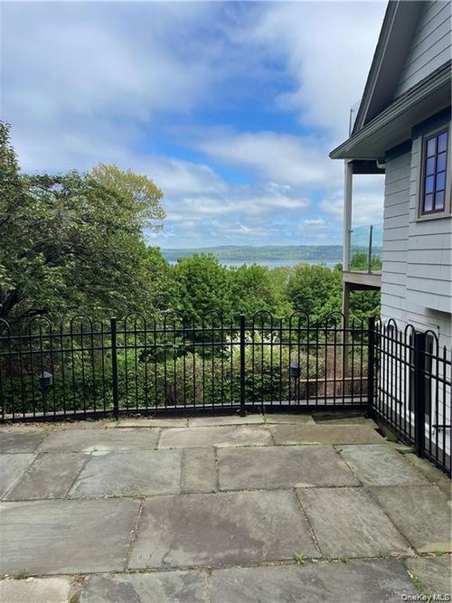 26 Terrace Dr, Nyack, NY, 10960-4222 | Card Image