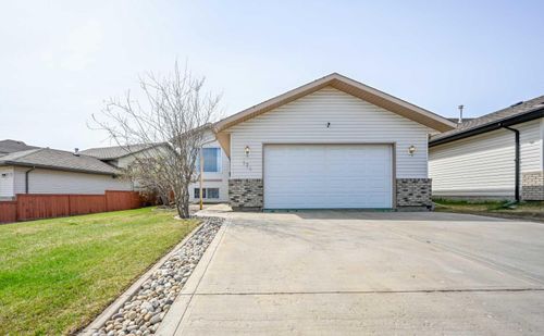 174 Crystal Heights Lane, Grande Prairie, AB, T8X1R7 | Card Image