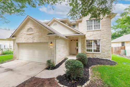 15213 Mallard Green Ln, Austin, TX, 78728-4471 | Card Image