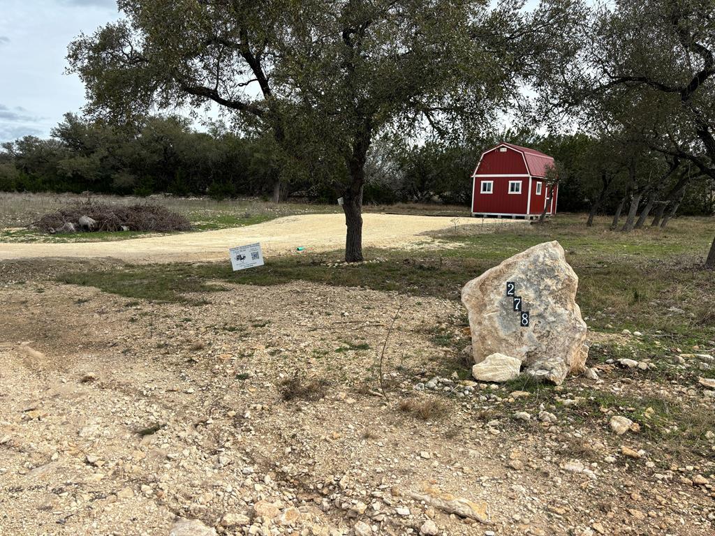 Land in Bandera