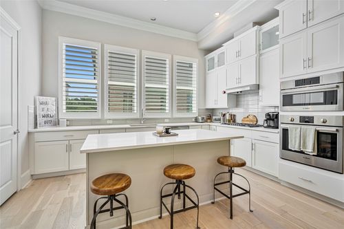 2157 Wenge Ln, Dallas, TX, 75219-3990 | Card Image