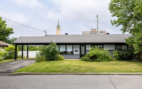 2204 Utah St, Ottawa, ON, K1H7W8 | Card Image