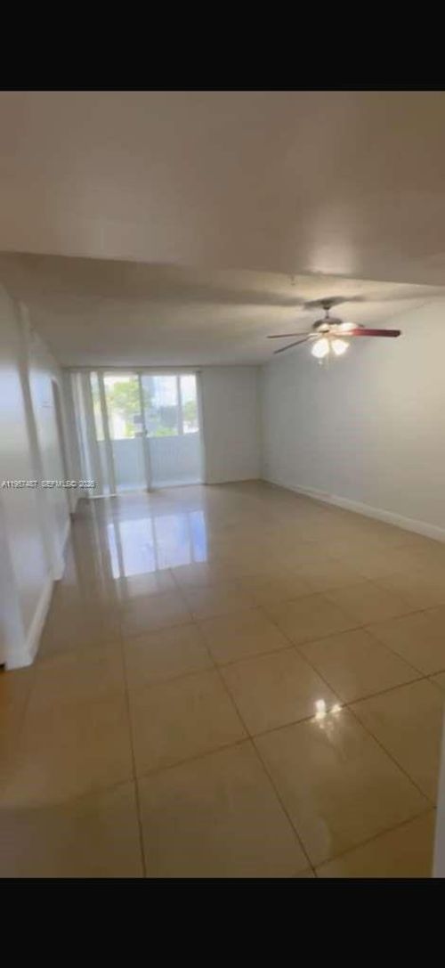 apt-2261-10000 Nw 80th Ct, Hialeah Gardens, FL, 33016-2249 | Card Image