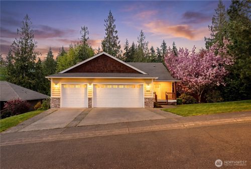 1376 N Parkstone Ct, Bellingham, WA, 98229-2582 | Card Image