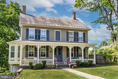 1 Cedar St, FRENCHTOWN, NJ, 08825-1001 | Card Image