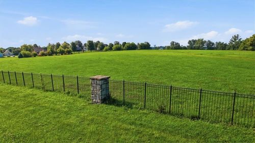 457 E Lucy Webb Rd, Raymore, MO, 64083 | Card Image