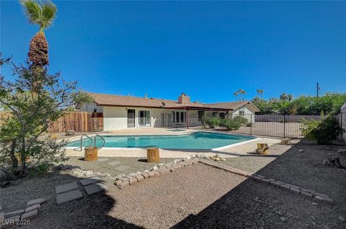 2885 Duneville St, Las Vegas, NV, 89146-5349 | Card Image