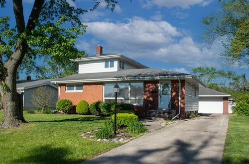 8133 Howard Ave, Munster, IN, 46321-1834 | Card Image