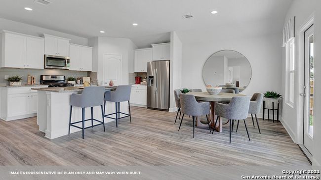1025 Argonne Forest, House other with 4 bedrooms, 2 bathrooms and null parking in Seguin TX | Image 15