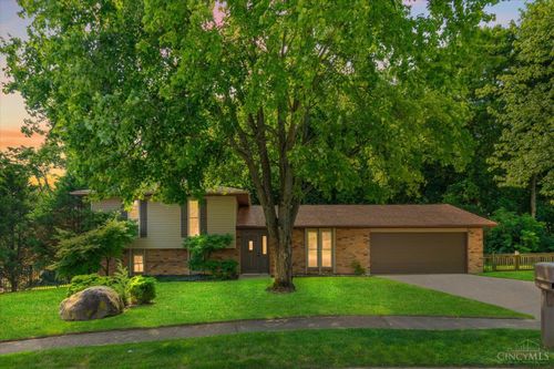 9 Suffolk Ct, Fairfield, OH, 45014-3818 | Card Image