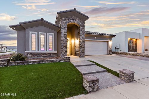 901 Felton Pl, El Paso, TX, 79928-4427 | Card Image