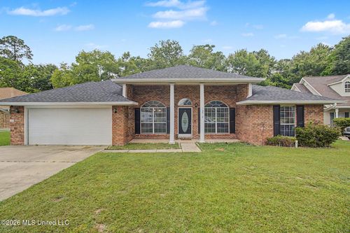 13518 Huntington Circle, Gulfport, MS, 39503 | Card Image