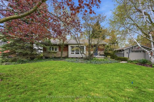 21 Brian Blvd, Waterdown, ON, L8B0C7 | Card Image