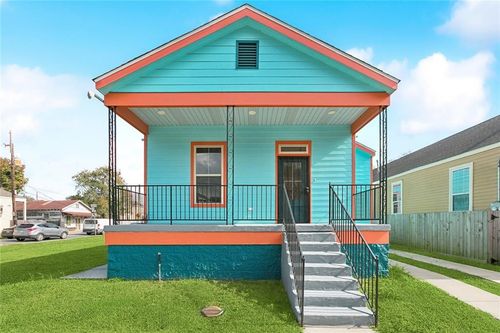 1435 Lesseps St, New Orleans, LA, 70117-4838 | Card Image