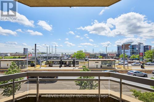 210-1700 Eglinton Avenue E, Toronto (Victoria Village), ON, M4A2X4 | Card Image