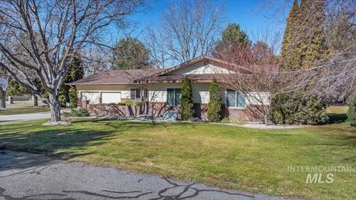 3228 Spring Creek Dr, Twin Falls, ID, 83301-8437 | Card Image