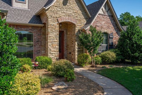 1425 Pembroke Drive, Edmond, OK, 73003 | Card Image