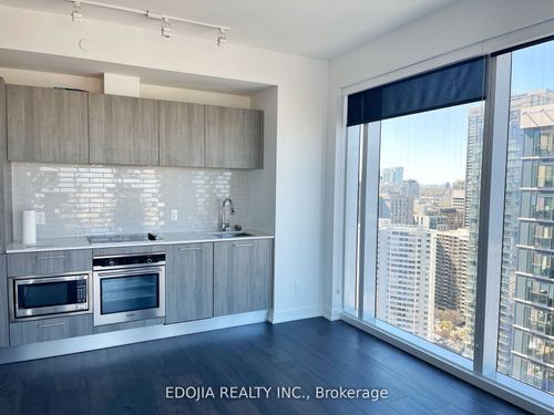 3502-3 Gloucester Street, Toronto, ON, M4Y0C6 | Card Image