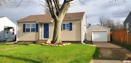 1416 27th Ave S, Clinton, IA, 52732-7009 | Card Image