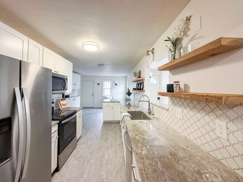 913 1st St Nw, Rochester, MN, 55901-6265 | Card Image